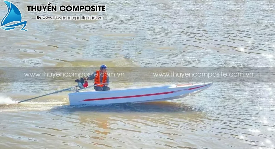 Vỏ cano composite du lịch, câu cá 4m5, cano du lịch composite 4m5