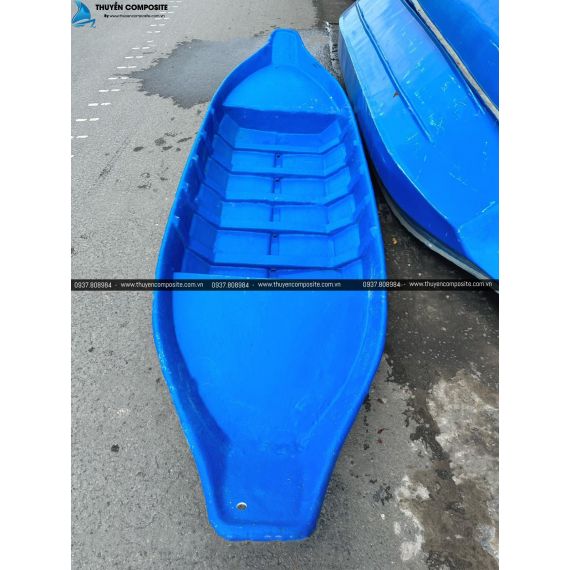 Xuồng Composite Dùng Cho Tưới Cây